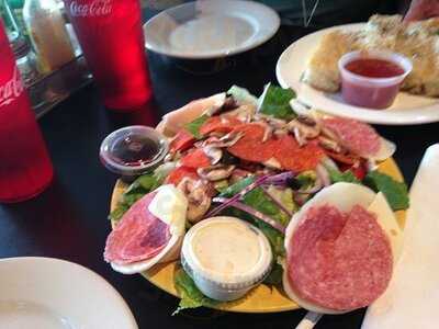 City Pizza Bar & Grill