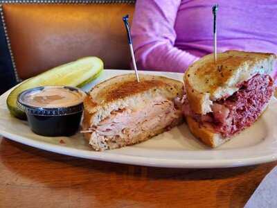 Slyman's Tavern Independence