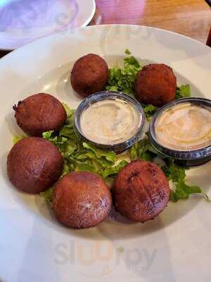 Slyman's Tavern Independence