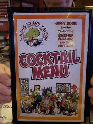 Winking Lizard Tavern