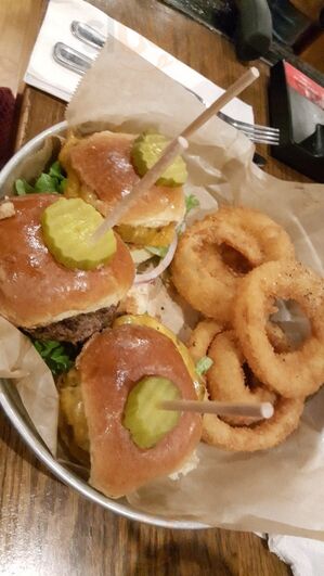 Uno Pizzeria & Grill