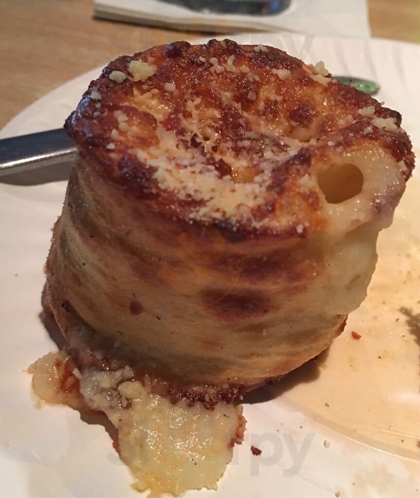 Alexion's Bar & Grill