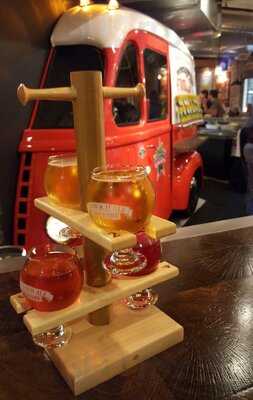 Ipswich Ale Brewer's Table