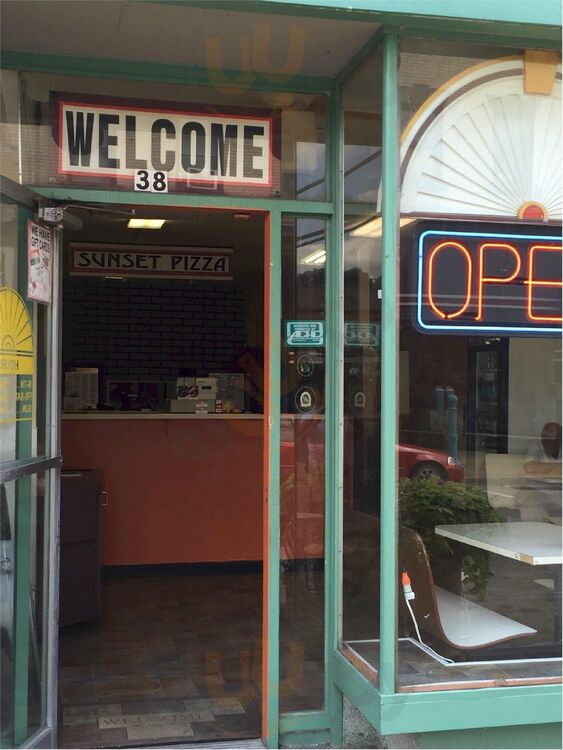 Sunset Pizza & Grille