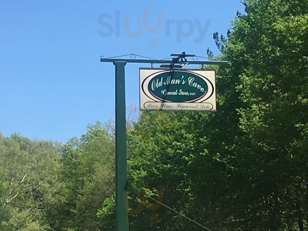 Old Man's Cave General Store