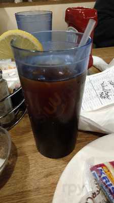 Wayne's Red Apple Restaurant And Inn