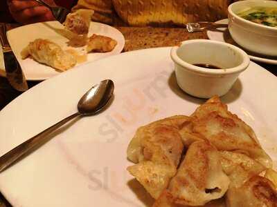 Rockside Thai Gourmet