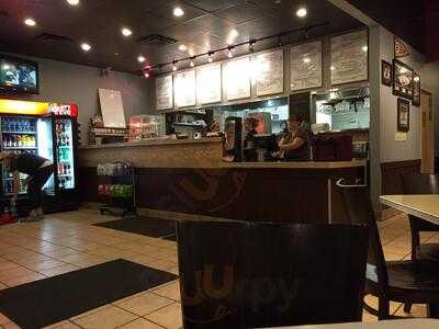 Pomodori Roast Beef & Pizzeria