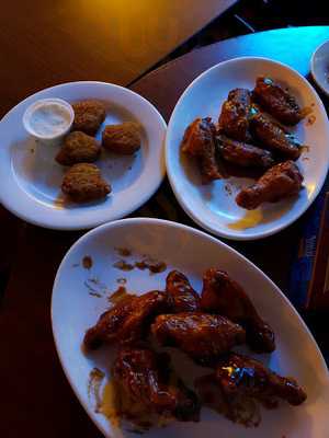 Ipswich Sports Bar & Grill