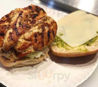 Georgia's Pizza & Subs