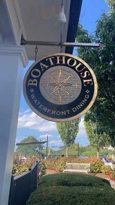 Boat House Waterfront Dining