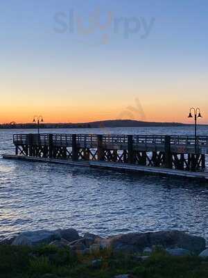 Boat House Waterfront Dining