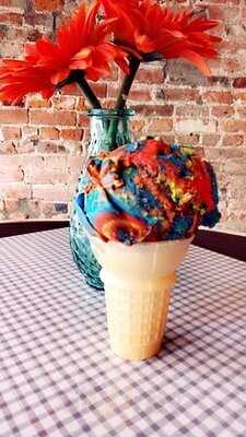 Yummerful-ice Cream & Treats