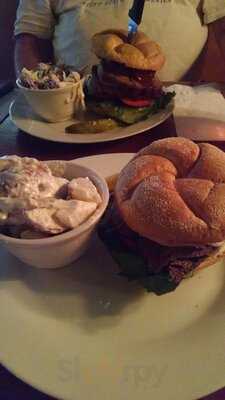 Broken Axe Brew House