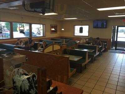 J & J Pizza & Family Restaurant