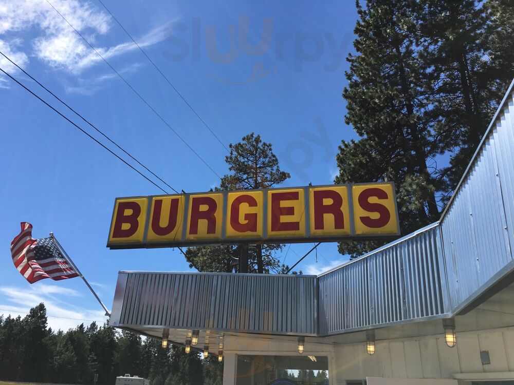 Twin Pines Drive-in