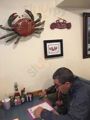 Benson's By The Beach