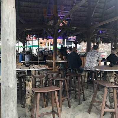 Mojito Bay Tiki Bar
