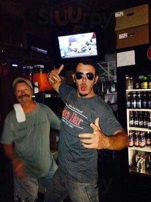 Joe's Bar And Restaurant