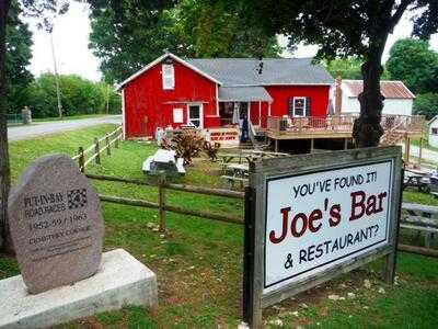 Joe's Bar And Restaurant