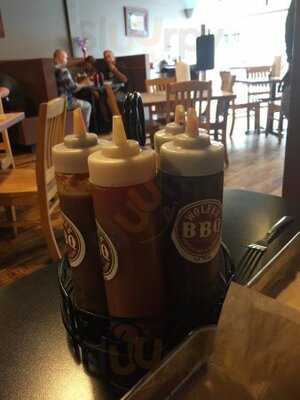Wolfe's Bbq Restaurant & Catering