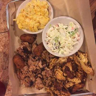 Wolfe's Bbq Restaurant & Catering