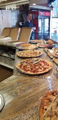 Franks Pizza Of Oakland