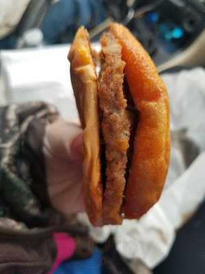 Popplo's Pizza & Que Burgers