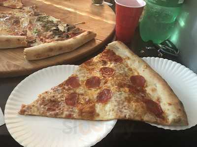 Big Dam Pizza