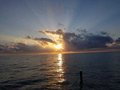 Dawndi's Restaurant At Lucky Hills Golf Course