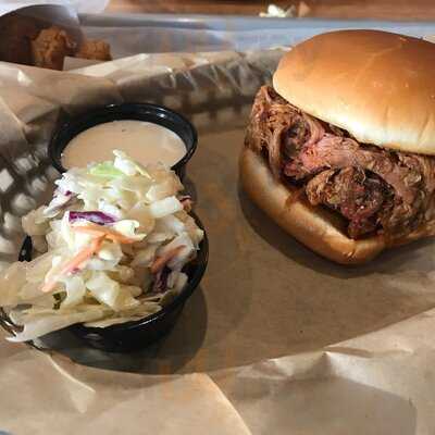 Q Daddy’s Pitmaster Bbq