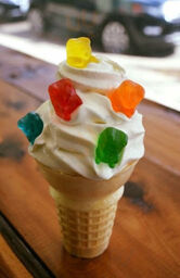 Smiley's Yogurt And Deli