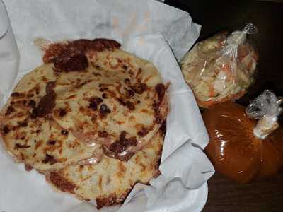 Monicas Salvadorean Restaurant