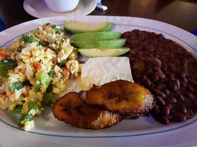 Monicas Salvadorean Restaurant