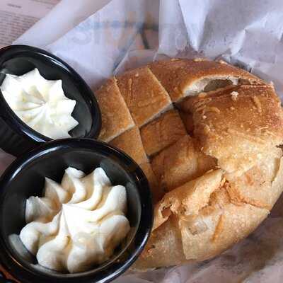 Molly's Restaurant & Bar