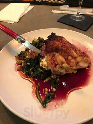 Honest John's Bar & Restaurant