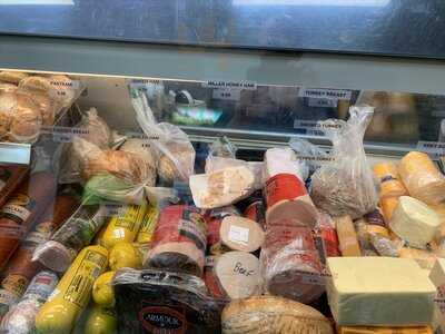 Kelly's Butcher Shop & Deli