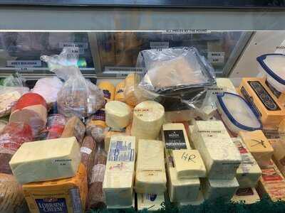 Kelly's Butcher Shop & Deli