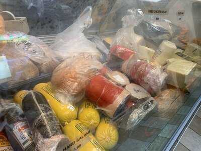 Kelly's Butcher Shop & Deli