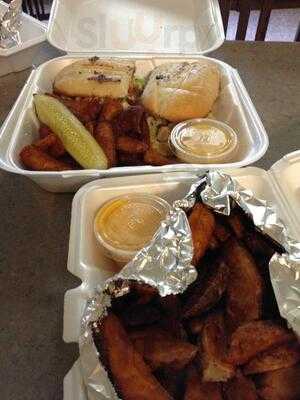 Mikey's Pizza Pit Stop