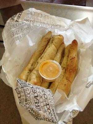 Mikey's Pizza Pit Stop