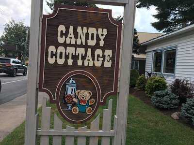 Candy Cottage