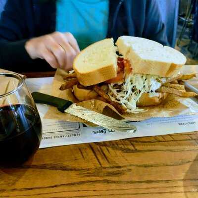 Primanti Bros. Restaurant And Bar Waterfront