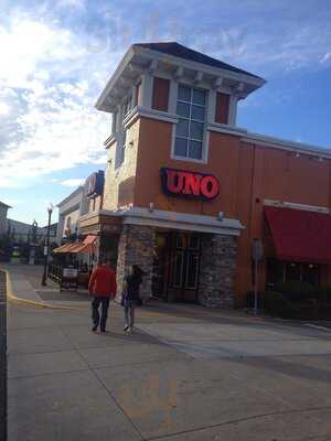 Uno Pizzeria & Grill