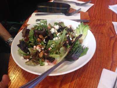 Uno Pizzeria & Grill