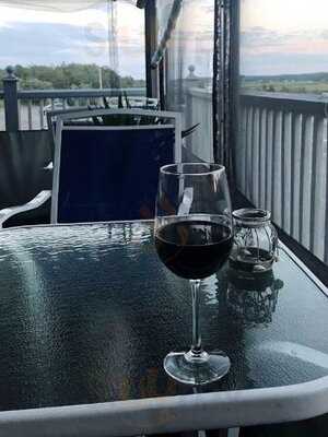 North River Grille