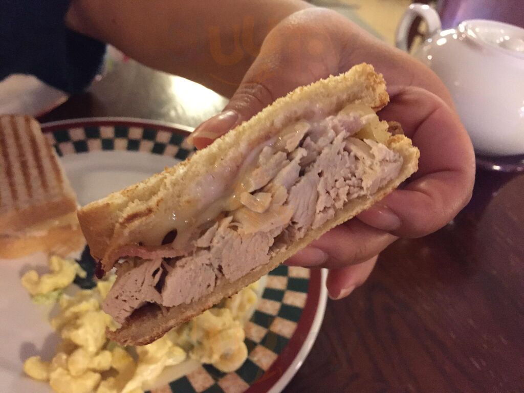 Amanda's Bakery & Bistro