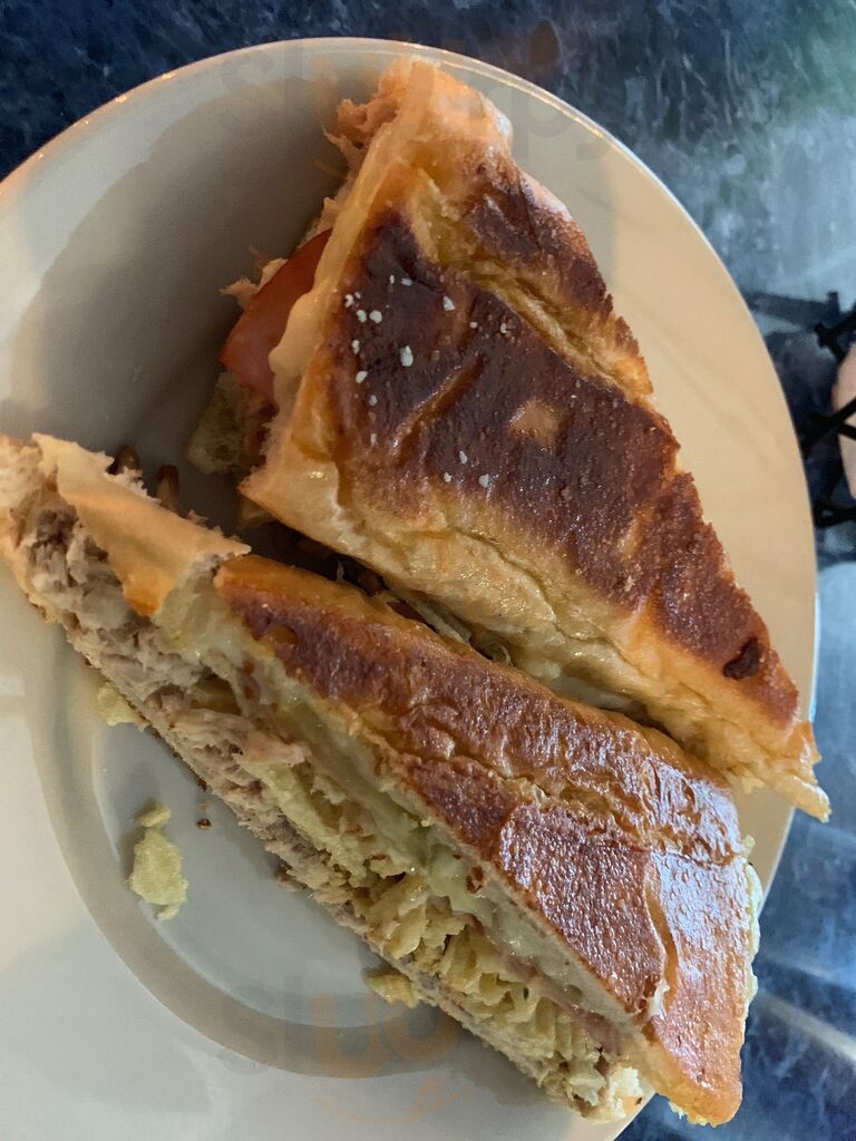 Metro Bistro