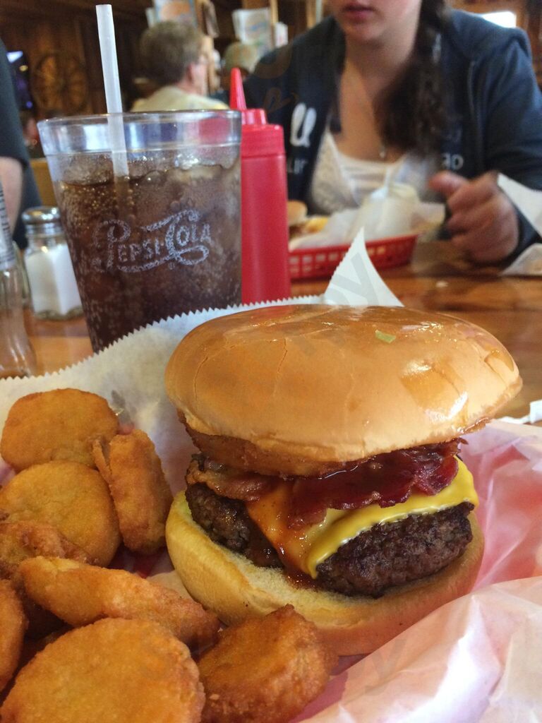 Old Stage Grill