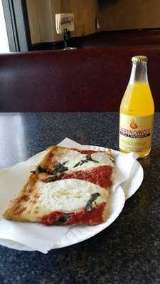 Oakhurst Pizza And Restaurant